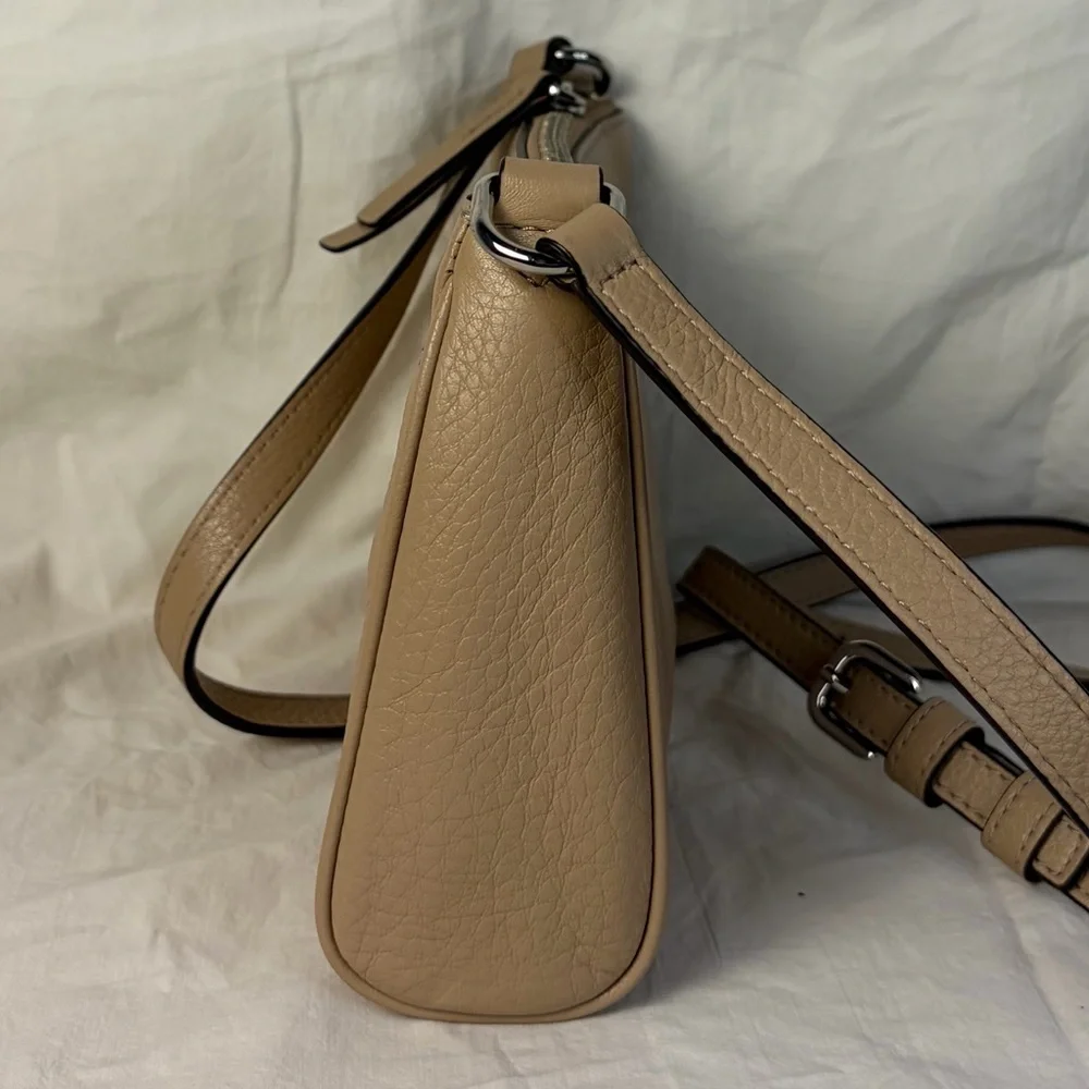 👜 Marc Jacobs Empire City Leather Crossbody – Sandstone | NWT